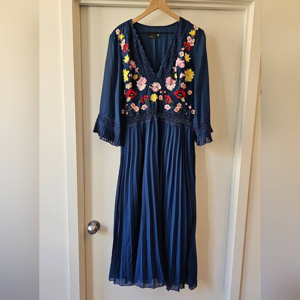 🩷 ASOS Floral Embroidered Blue Midi Dress Size 14